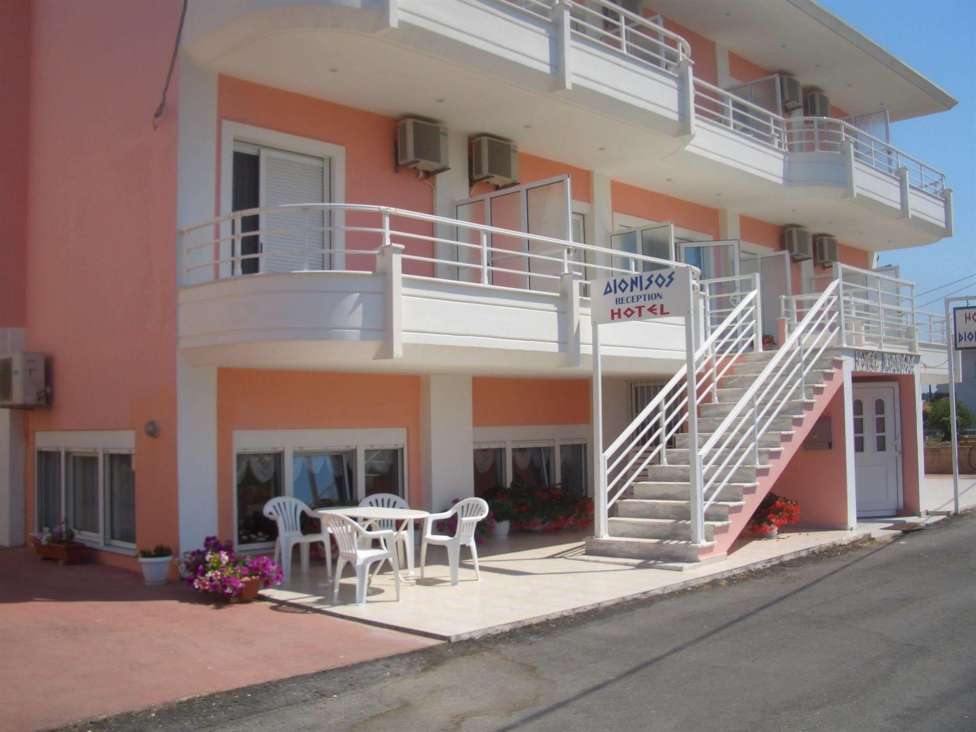 Dionisos Hotel Mytikas  Eksteriør billede