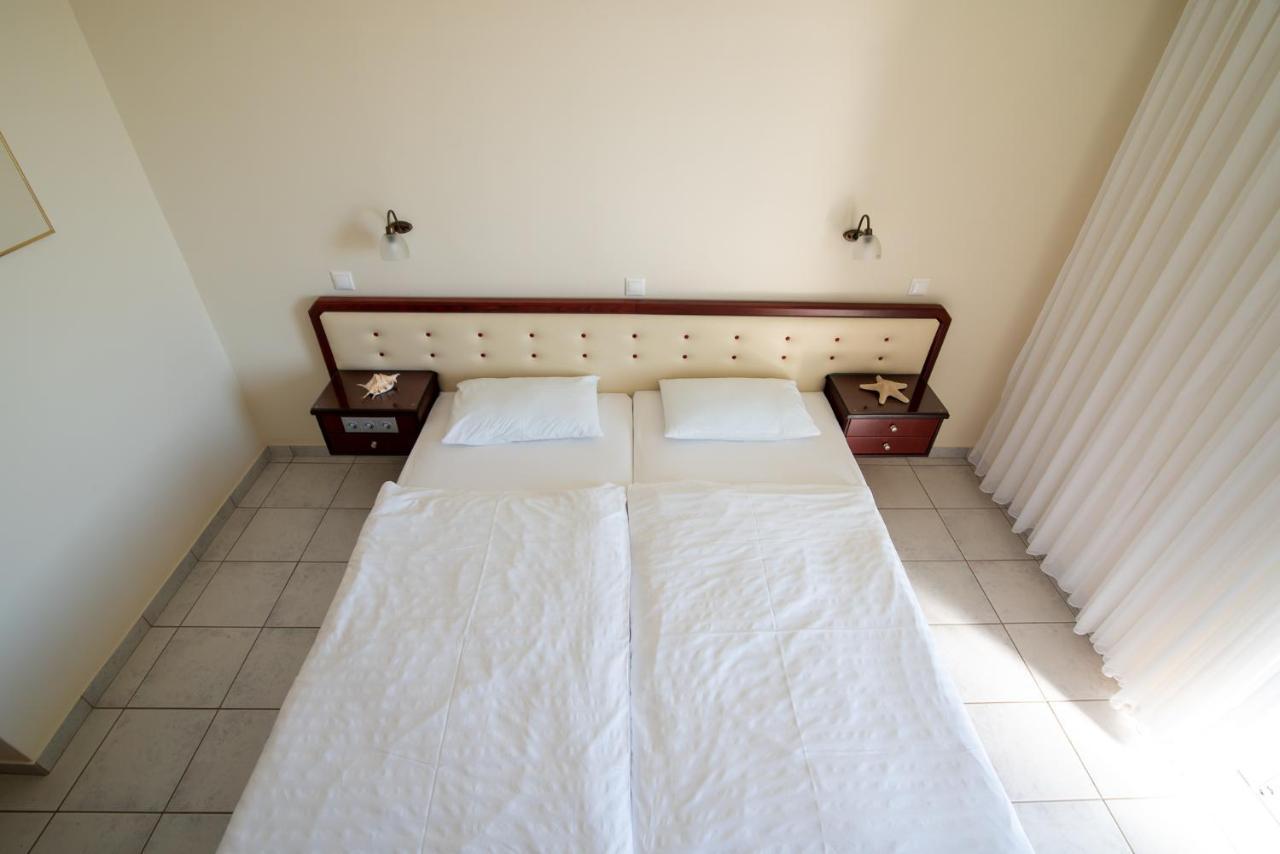 Dionisos Hotel Mytikas  Eksteriør billede